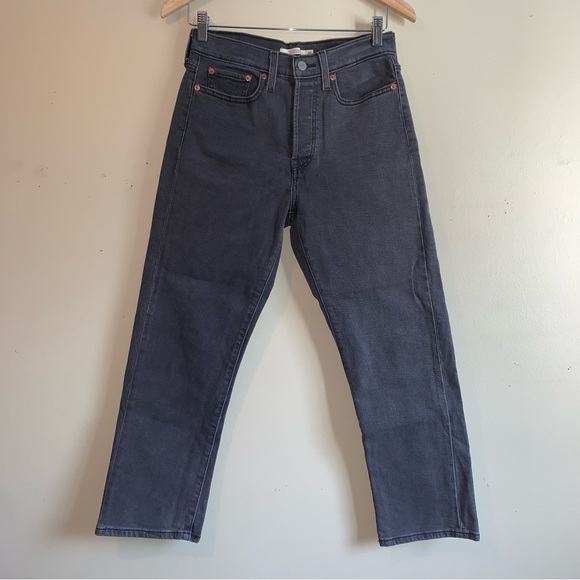 Levi Wedgie Straight Denim Jean Size 28 - Picture 4 of 12